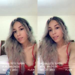 Meet your Posher, Nelyalis